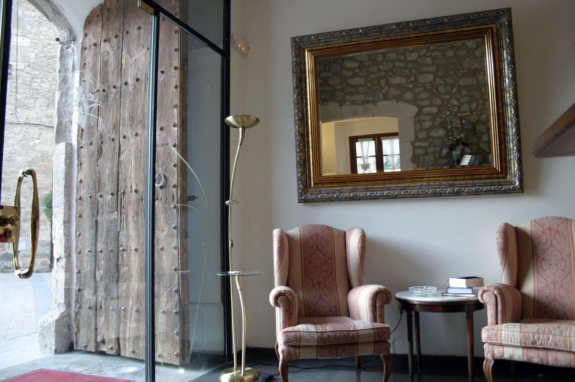 Hotel Comte Tallaferro Besalú Extérieur photo
